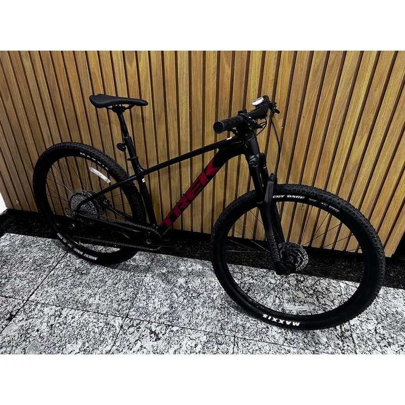 BIKE 29 TREK X-CALIBER 8 M-L — imagem 3