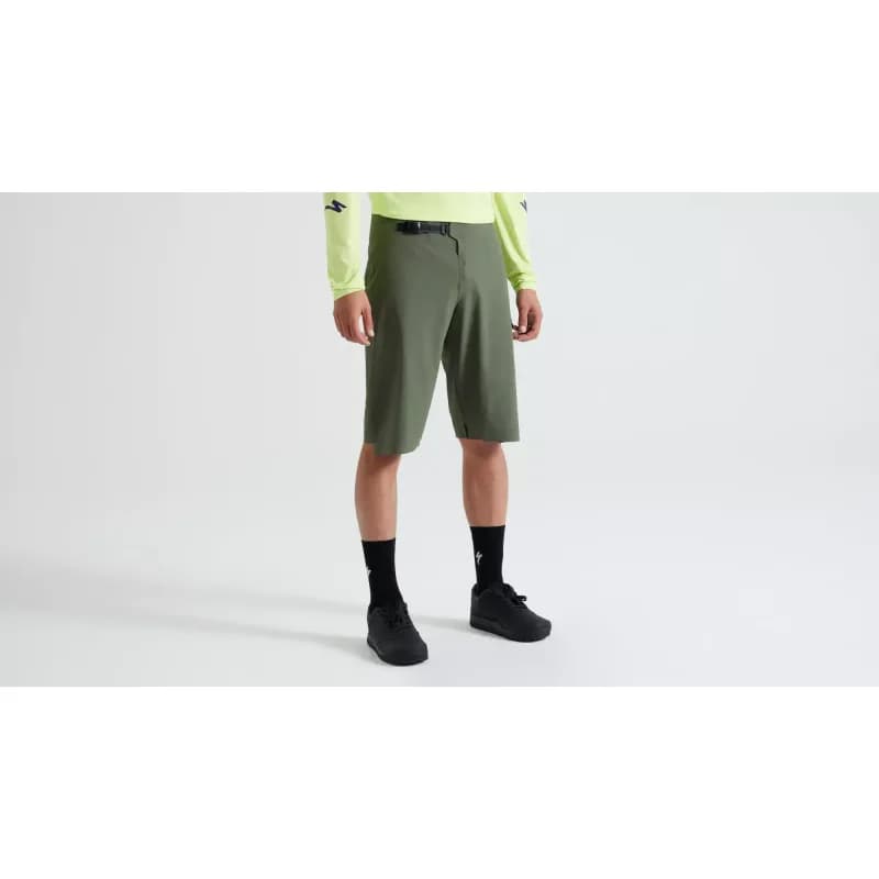 BERMUDA CASUAL SPECIALIZED TRAIL AIR